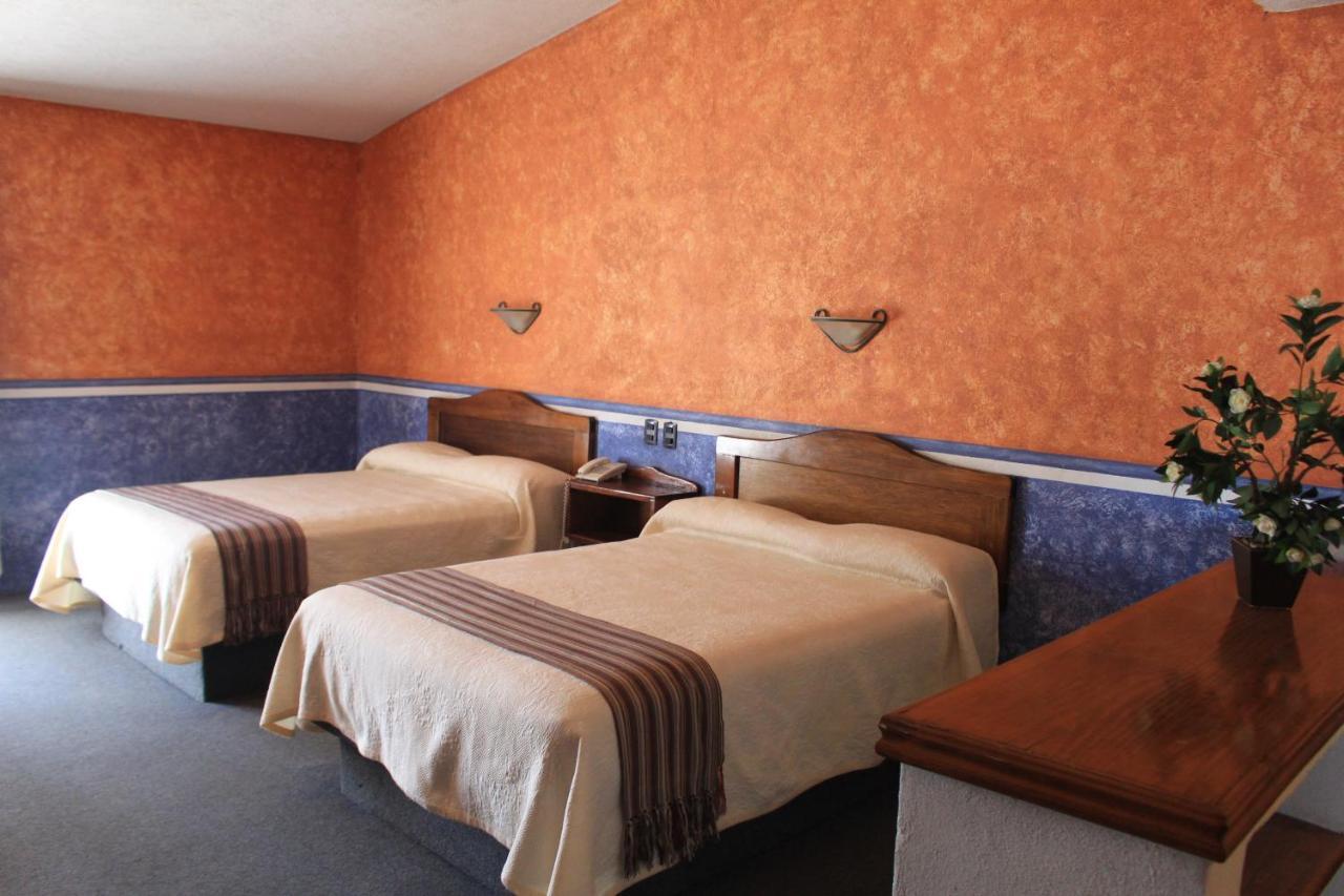 Hotel Meson Del Puente Acámbaro 外观 照片