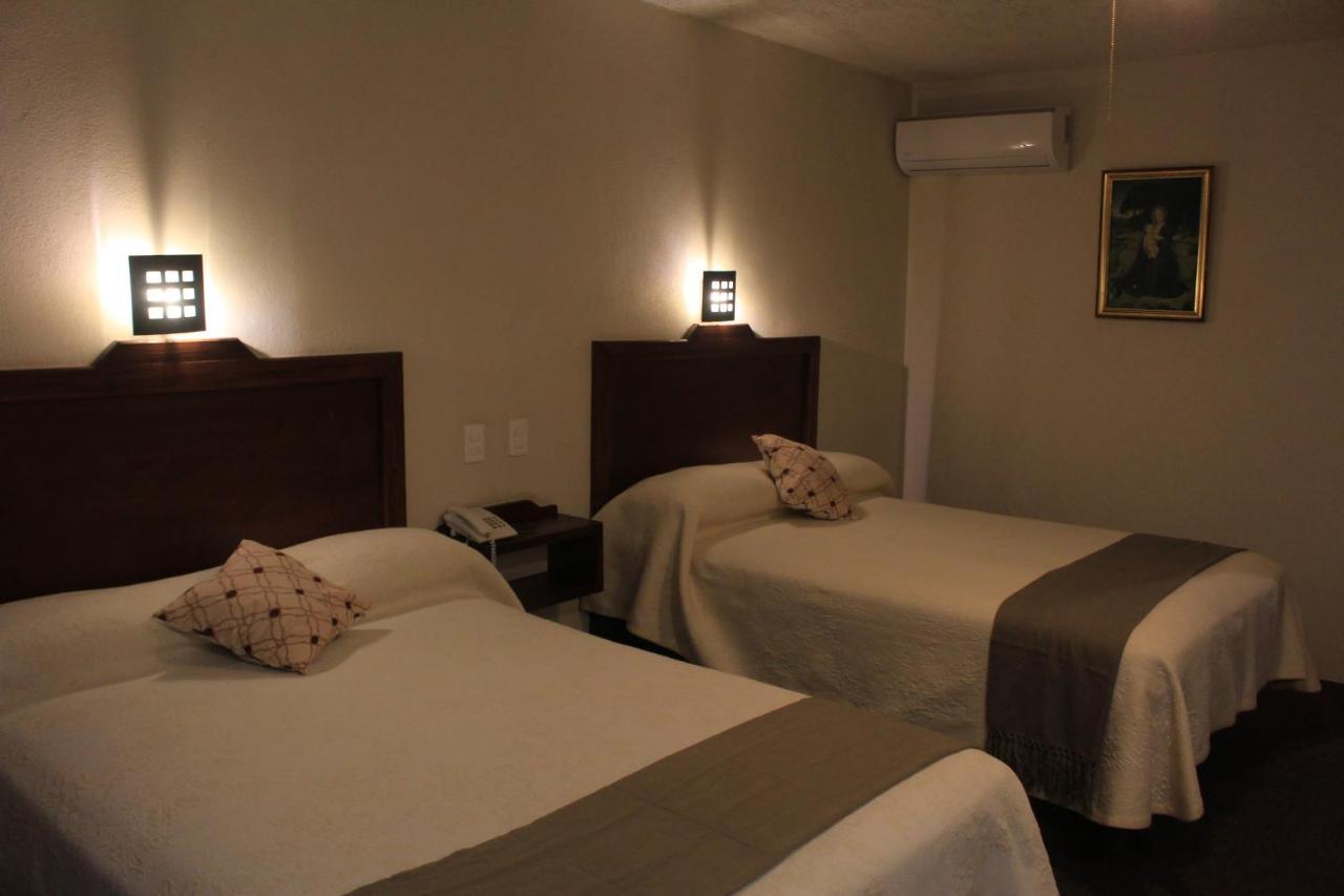 Hotel Meson Del Puente Acámbaro 外观 照片