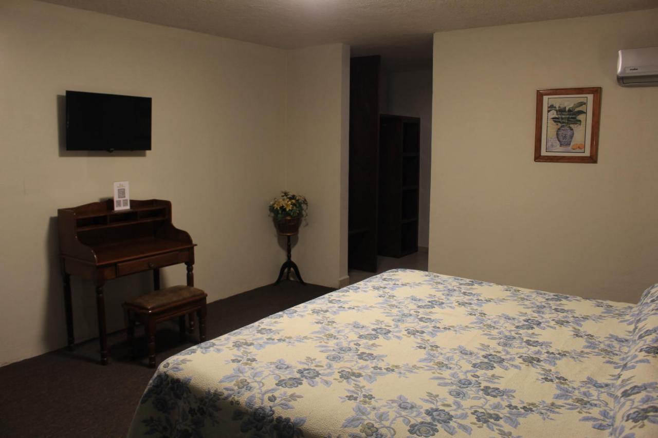 Hotel Meson Del Puente Acámbaro 外观 照片